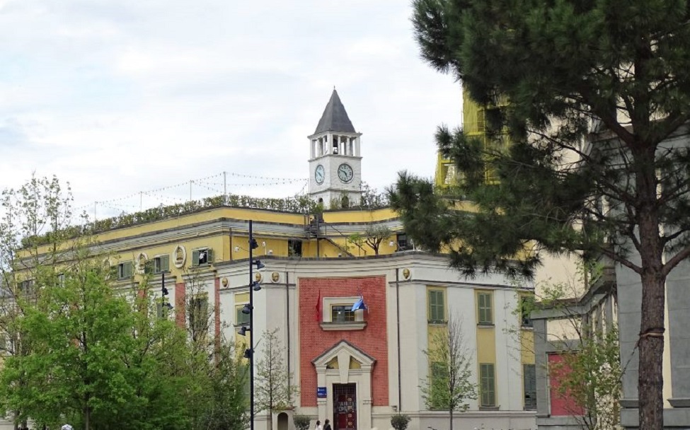 Ndertimet e reja dhe rritja e referencave, Bashkia e Tiranes 93 mln euro arketime nga taksat